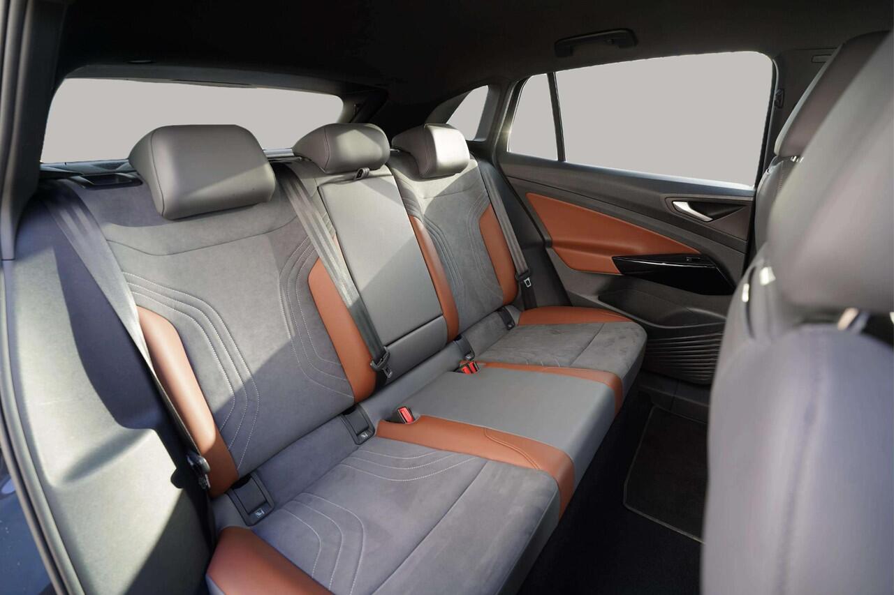 Volkswagen ID.4 First 77 kWh SOH 90% | Carplay | Navi | Camera | Cruise