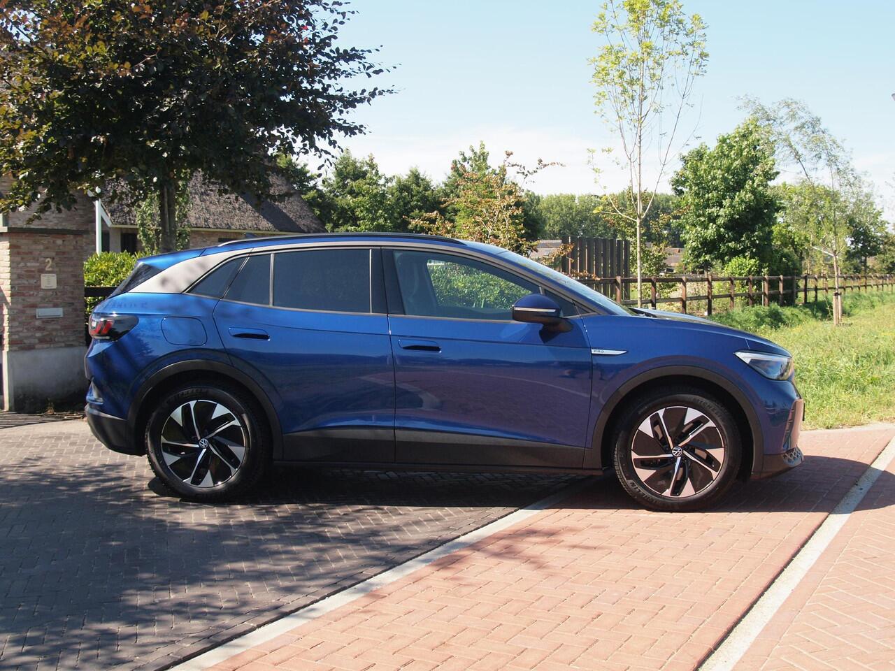 Volkswagen ID.4 Life 77 kWh | Apple Carplay | Cruise Control | Sfeerverlichting | Trekhaak | Parkeersensoren |