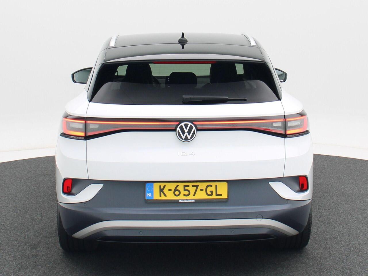 Volkswagen ID.4 First 77 kWh | SOH 89% | Adaptive Cruise | Climate Control | Stoelverwarming | Navigatie | Camera | Carplay | Keyless | 20 inch | 140.237 km!!