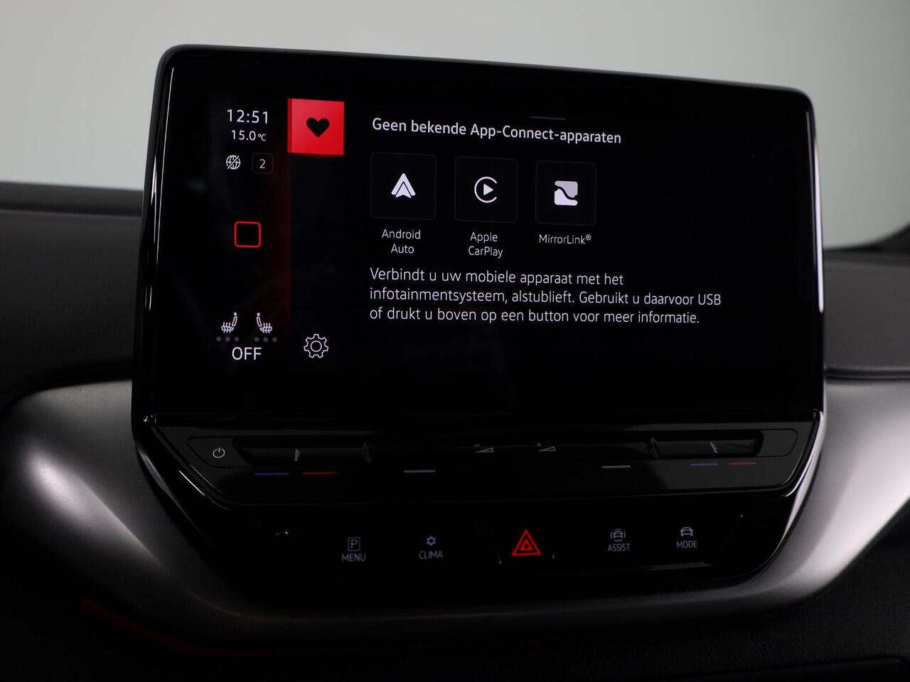 Volkswagen ID.4 Life 77 kWh 204 pk | Navigatie | Parkeersensoren | Adaptieve cruise control | LED koplampen | Stoelverwarming |