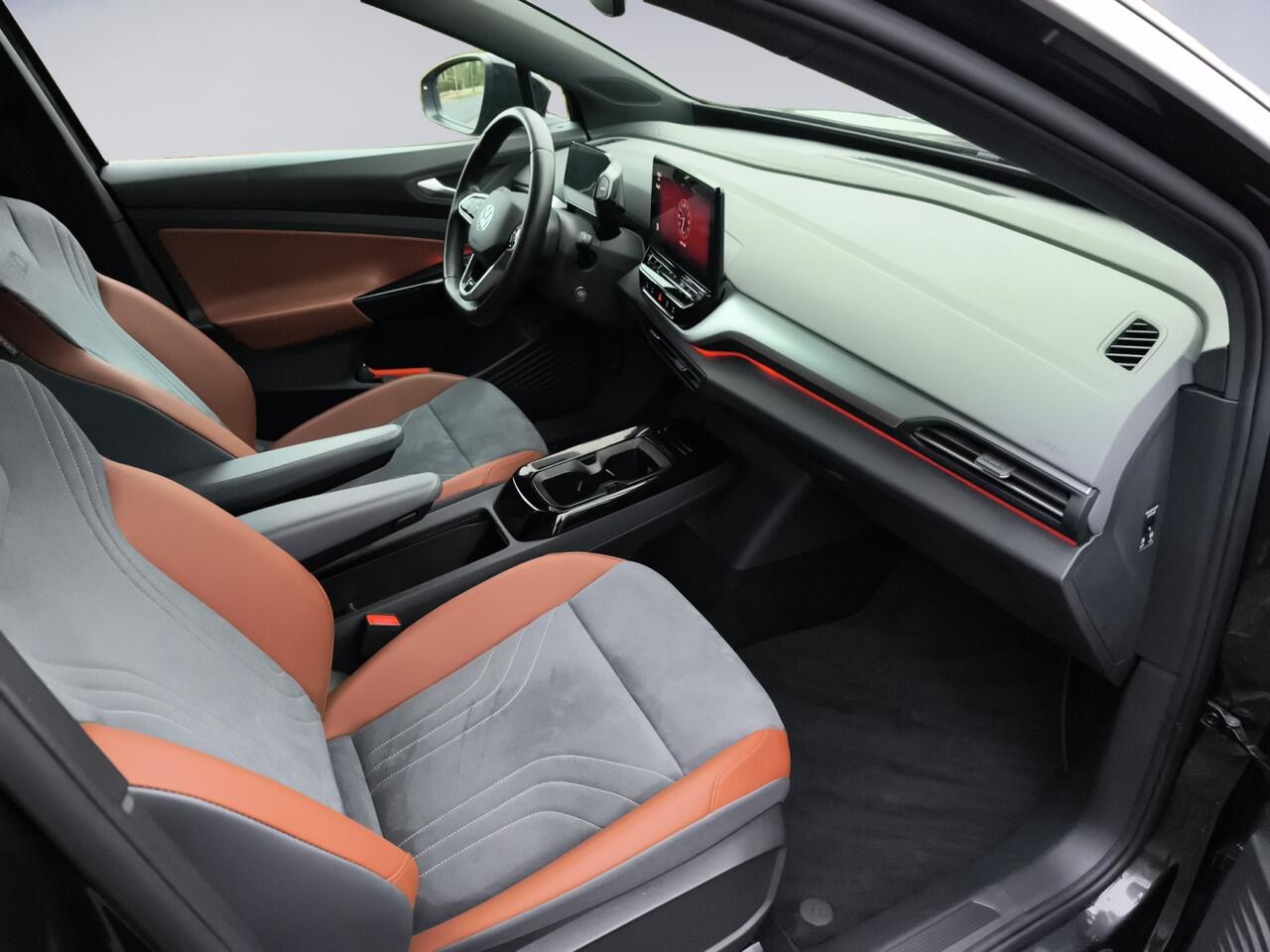 Volkswagen ID.4 First 77 kWh 3-Fase 2e-Eig. Keurig-Onderh. BOVAG-Garantie. NL-Auto.