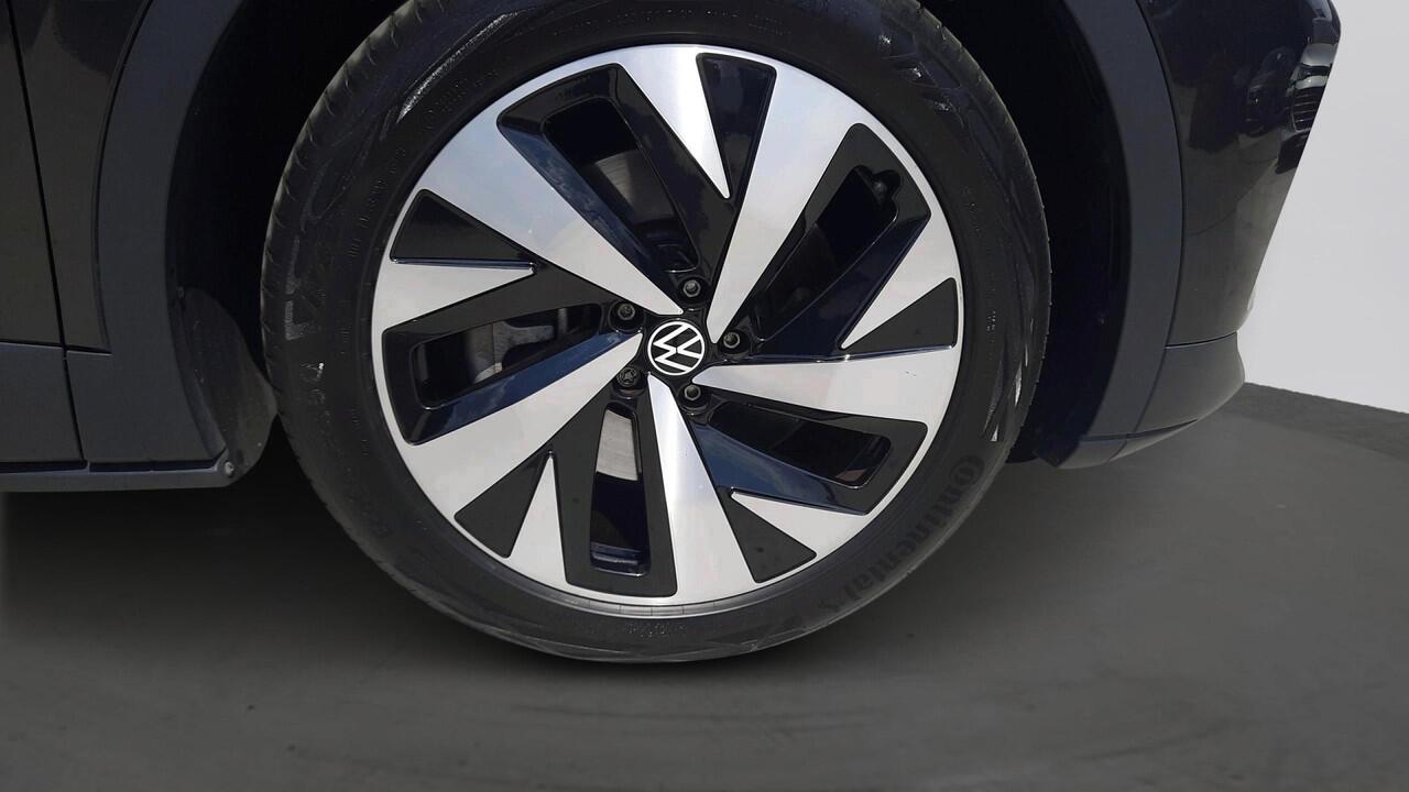 Volkswagen ID.4 First 204pk 77 kWh accu | Navi | PDC | Camera | Donker glas | Alcantara/leer | Verwarmde stoelen | Apple carplay