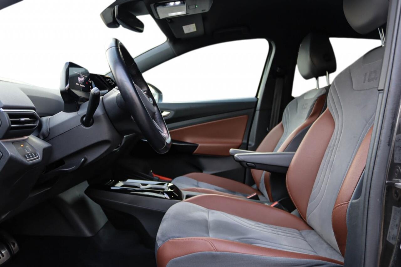 Volkswagen ID.4 Pro Performance 150 kW 1st Edition 94% SOH l Trekhaak elektrisch