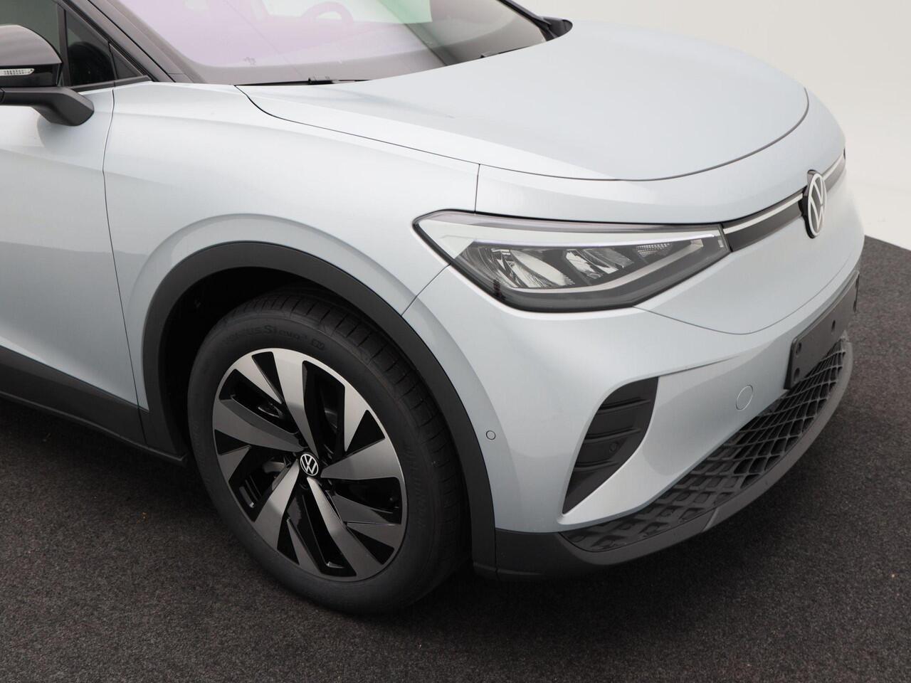 Volkswagen ID.4 Pro Limited Edition 77 kWh | Trekhaak | Stoel- & Stuurverwarming | Navigatie | Adaptieve Cruise Control |