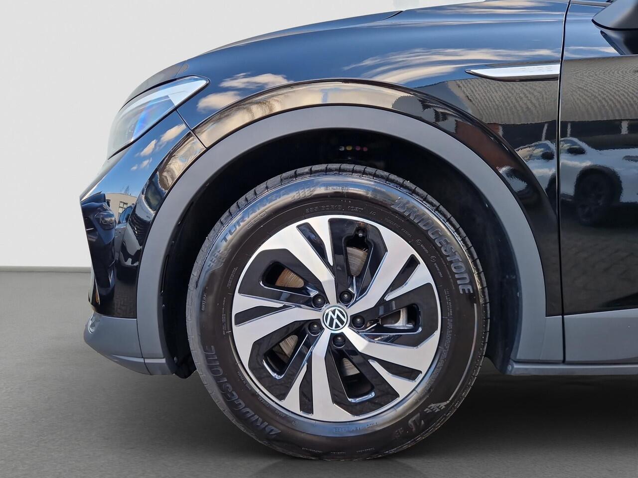 Volkswagen ID.4 Pure 52 kWh | Verwarmde Voorruit | Apple Carplay / Android Auto | Stoelverwarming | ACC |