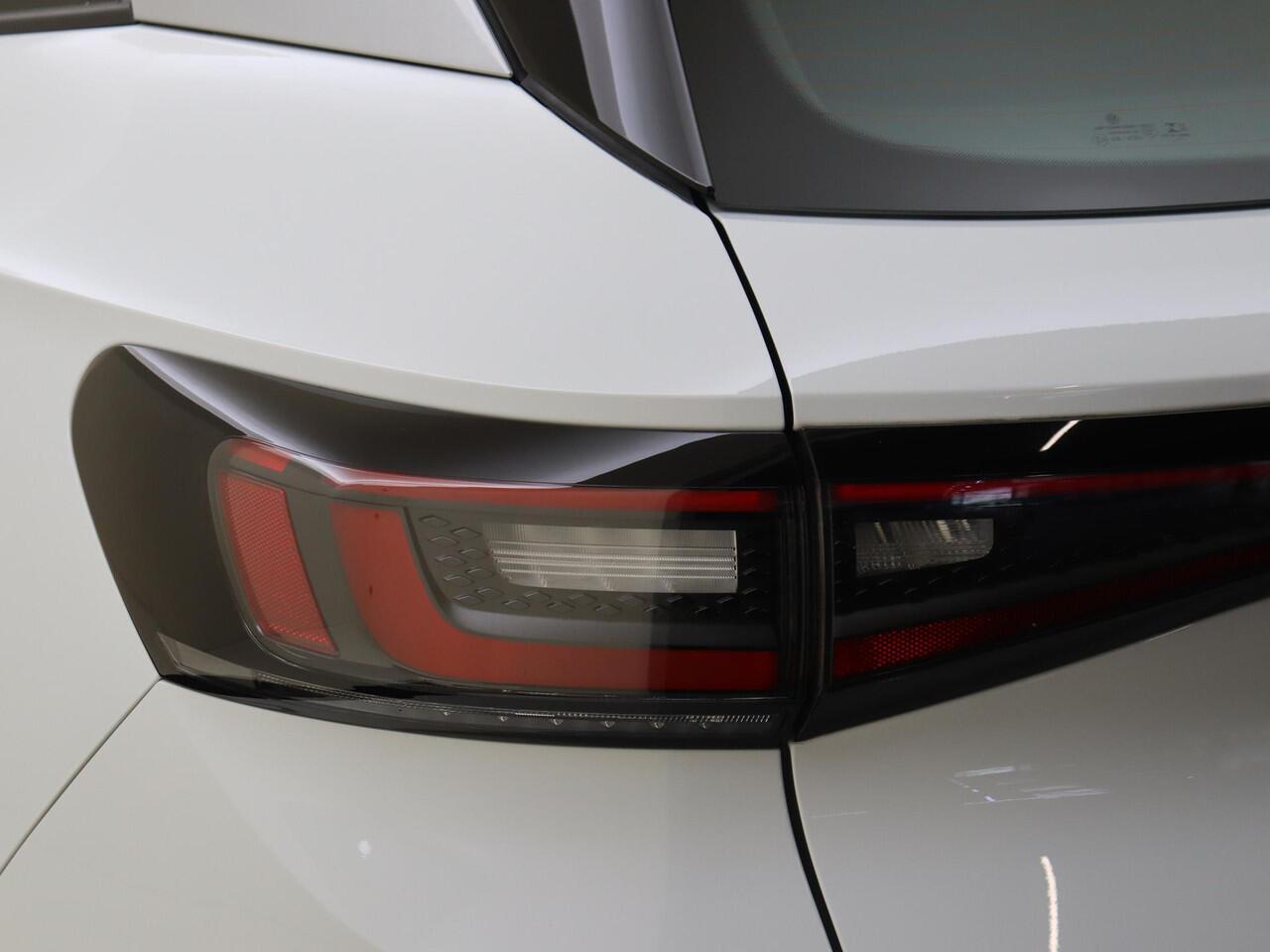 Volkswagen ID.4 Pro 77 kWh | Stoelverwarming | Adaptieve cruise control | Navigatie | Voorklimatisering | Parkeersensoren | CarPlay | Sfeerverlichting |