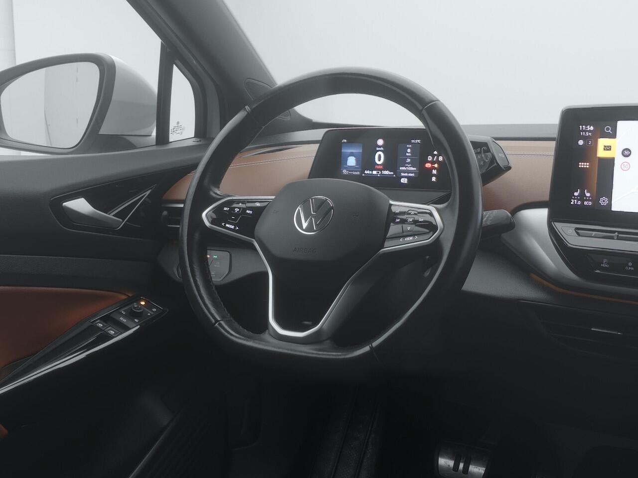 Volkswagen ID.4 Pure 52 kWh | CAMERA | STOELVERWARMING | TREKHAAK