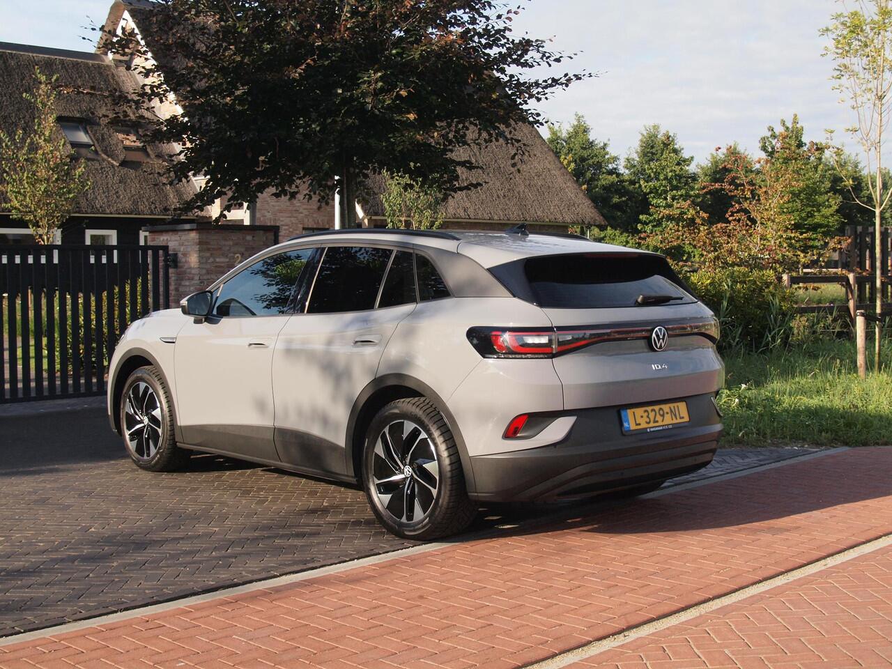 Volkswagen ID.4 Life 77 kWh | Apple Carplay | Sfeerverlichting | Cruise Control | Parkeersensoren |