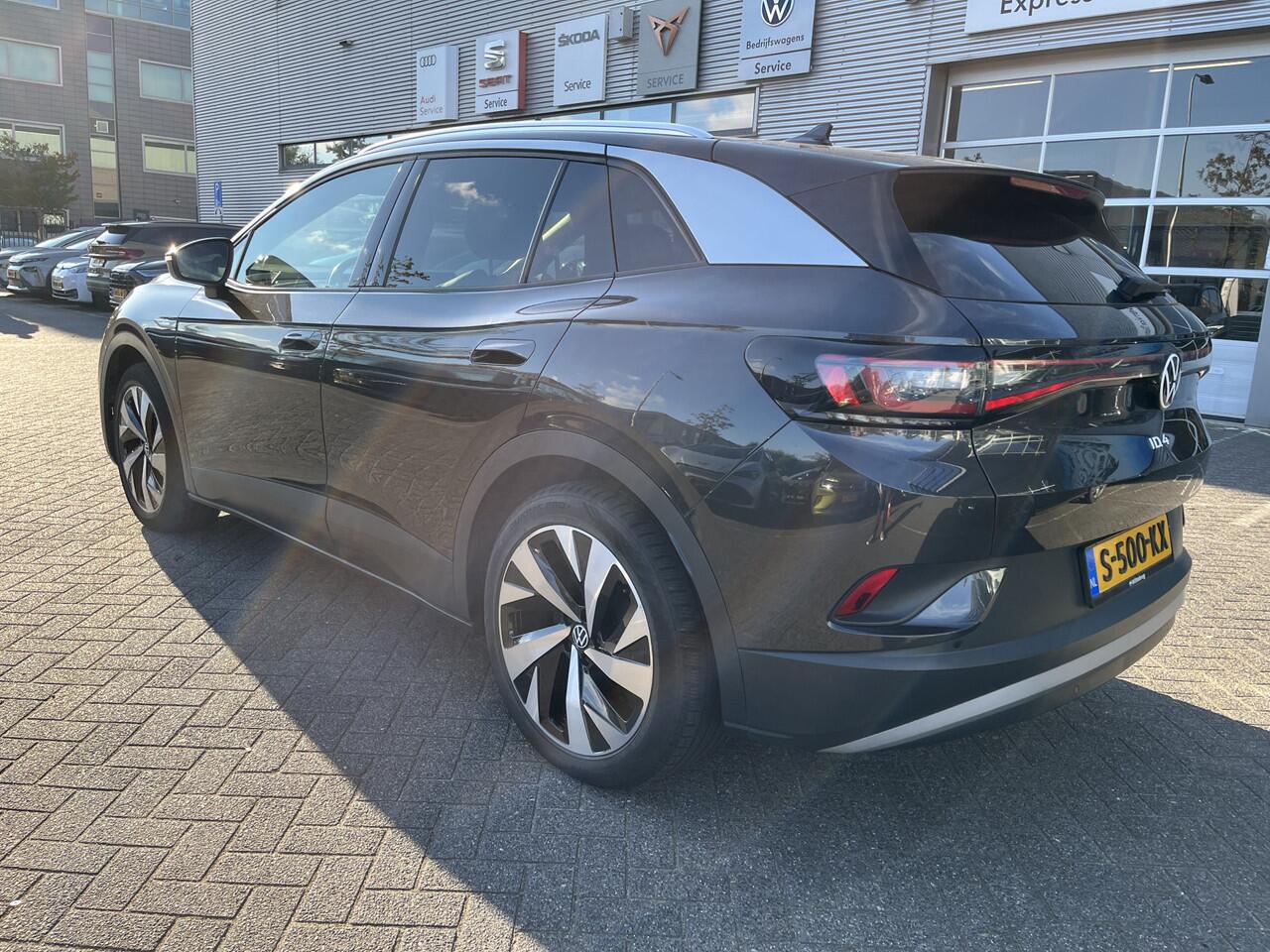 Volkswagen ID.4 First 77 kWh 204pk Navigatie / 20"LM Velgen / Camera / Parkeersensoren / Leder-Alcantara Accu state of health = 87%