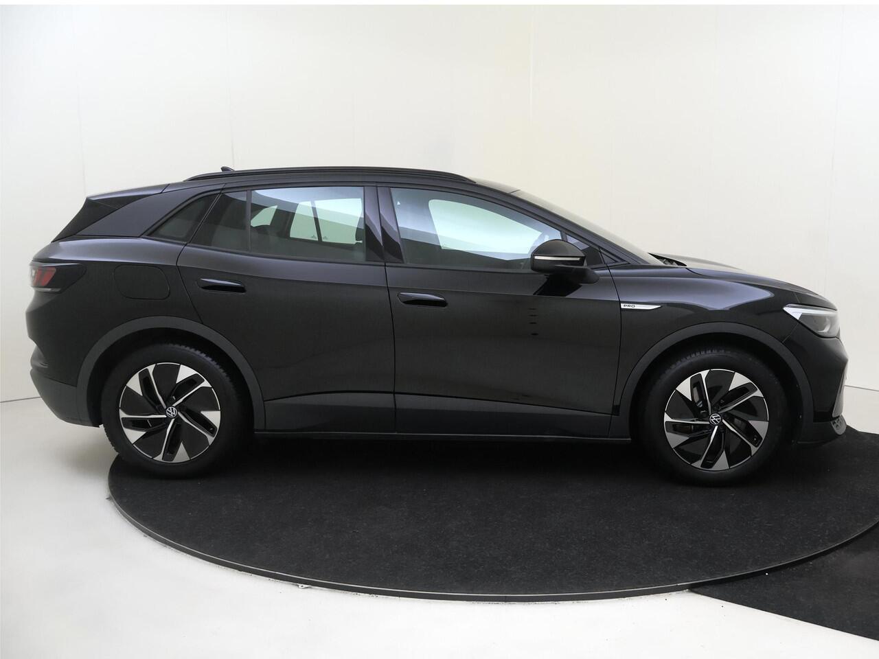 Volkswagen ID.4 Pro 77 kWh | Parkeerassistent | Achteruitrijcamera | Keyless | Adaptieve cruise control | Stoelverwarming | CarPlay | Navigatie |