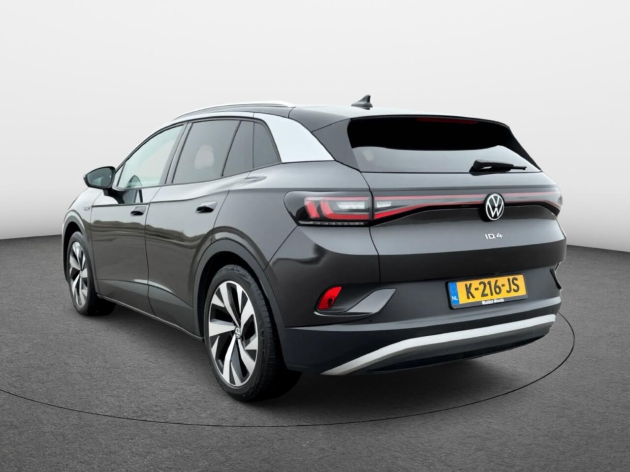 Volkswagen ID.4 First 77 kWh | Adaptive cruise | Stoelverwarming