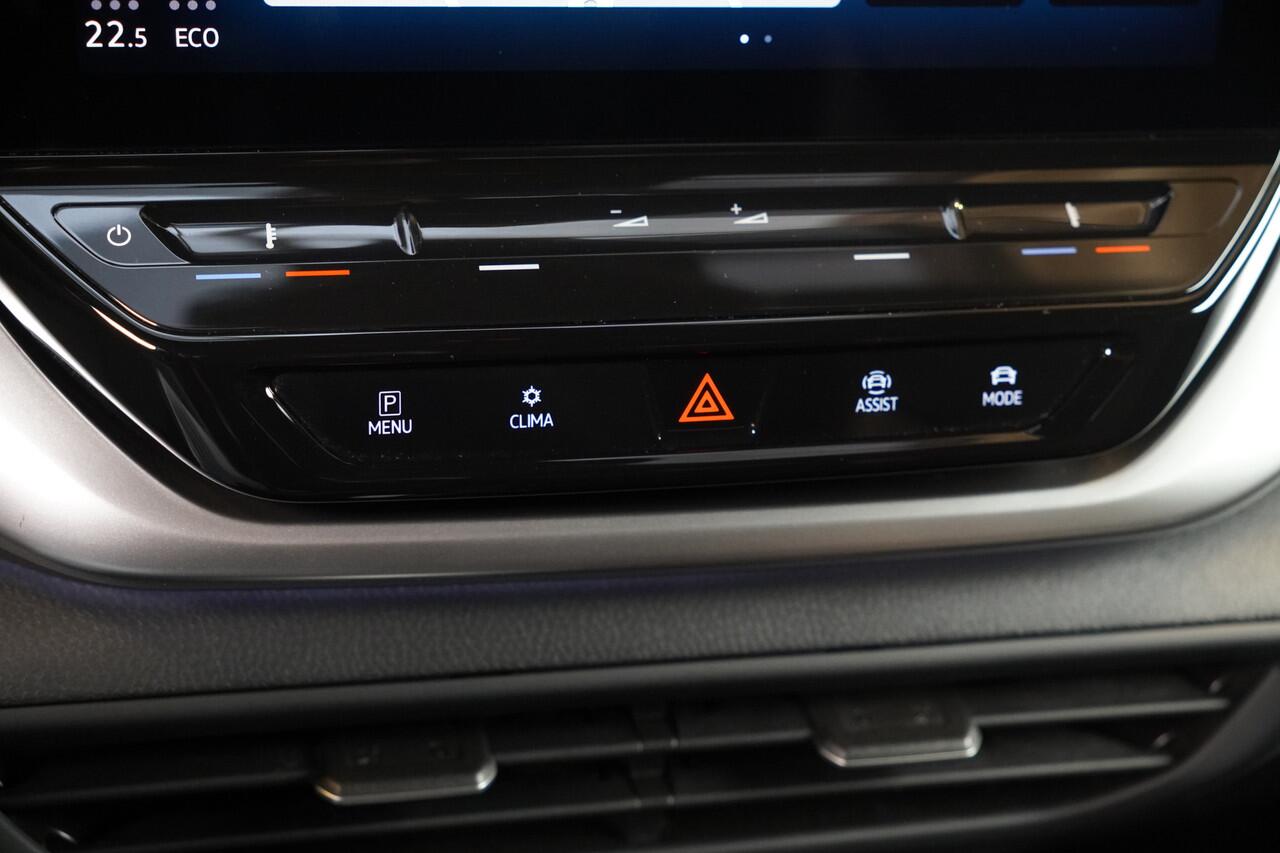 Volkswagen ID.4 First 77 kWh/204pk|2020|Trekhaak|LED|Cruise+ACC|PDC+Camera|19"LMV|Clima|Carplay/AndroidAuto