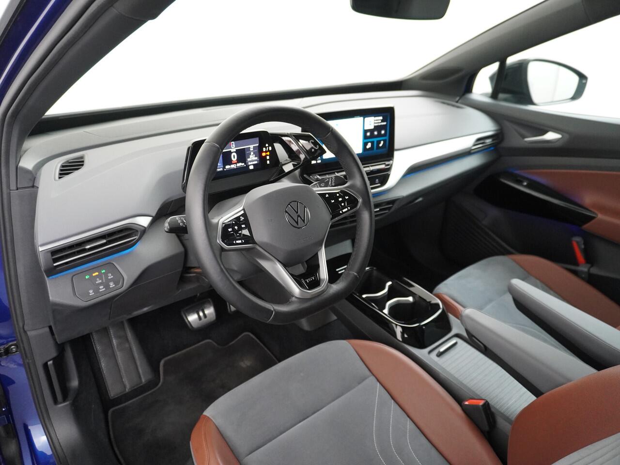 Volkswagen ID.4 First 77kWh Trekhaak Adap.Cruise Camera Pdc Android Auto Apple Carplay Stoelverwarming Navi Ecc Mirrorlink Privacy Glas Lmv Keyless DAB SOH=90% Origineel Nederlandse Auto 1.000KG Trekgewicht