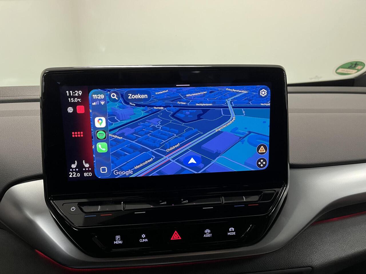 Volkswagen ID.4 First 77 kWh | SOH 92% | Stoelverwarming | ACC | Voorruitverwarming |