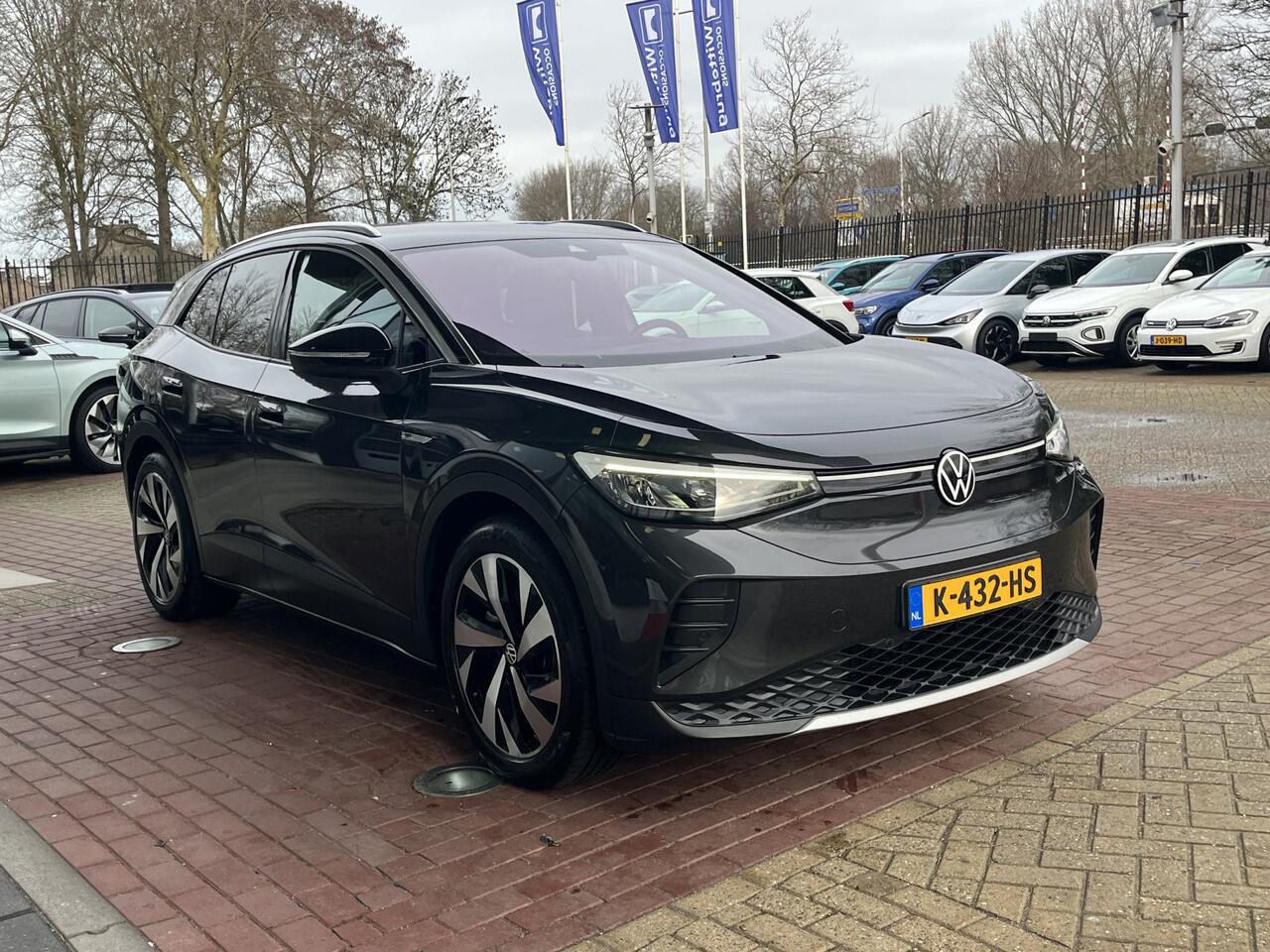 Volkswagen ID.4 First 77 kWh / Navigatie / Camera / Getint glas / 20'' LMV