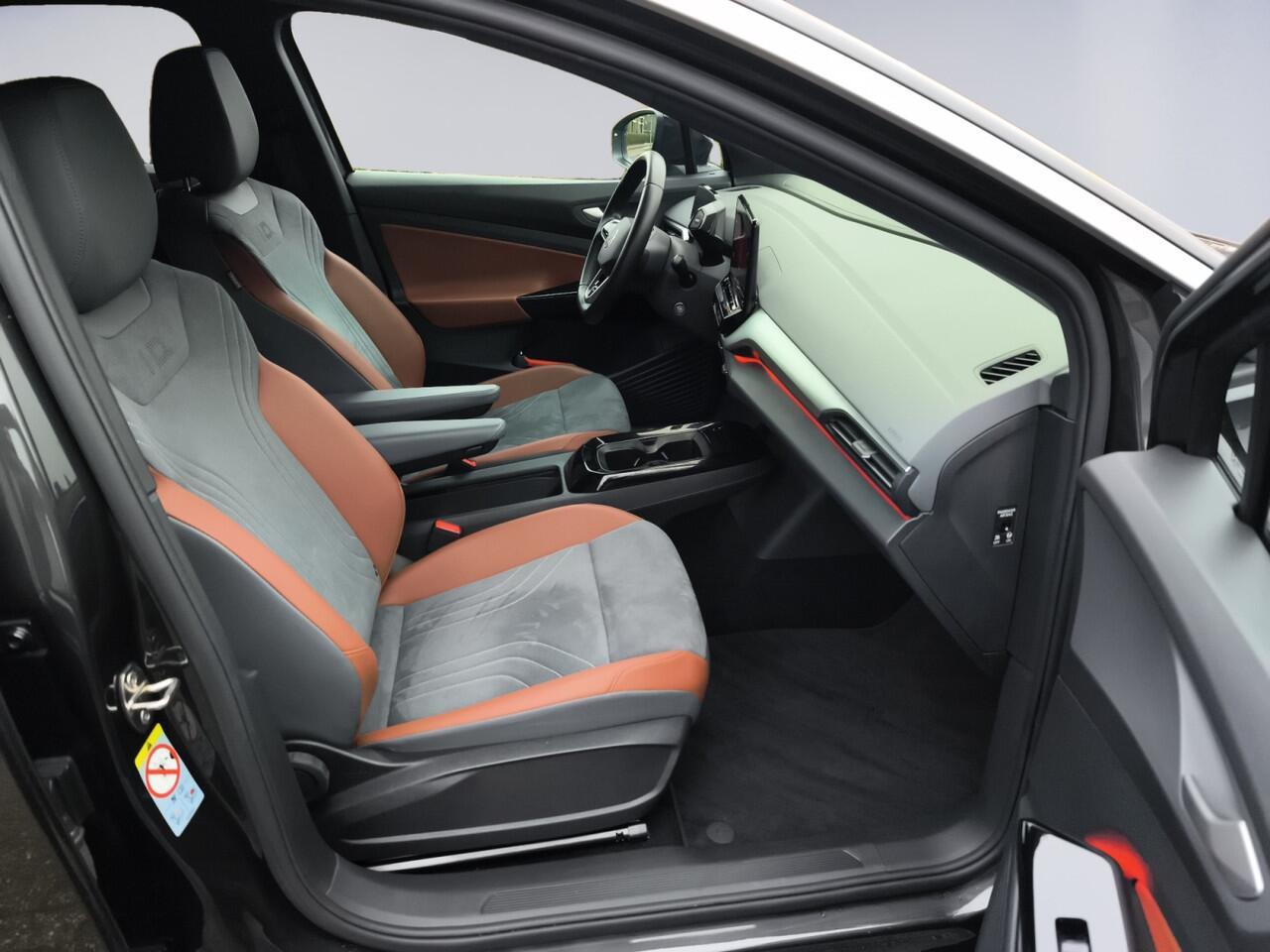 Volkswagen ID.4 First 77 kWh 3-Fase 2e-Eig. Keurig-Onderh. BOVAG-Garantie. NL-Auto.