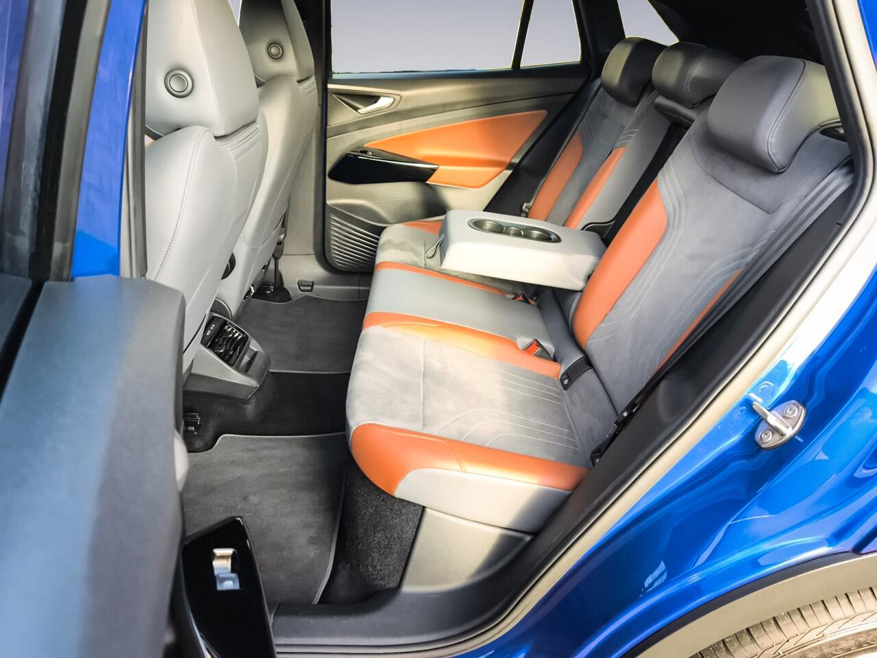 Volkswagen ID.4 First 77 kWh 3-Fase 2e Eig. & Keurig-Onderh. BOVAG-Garantie. NL-Auto.