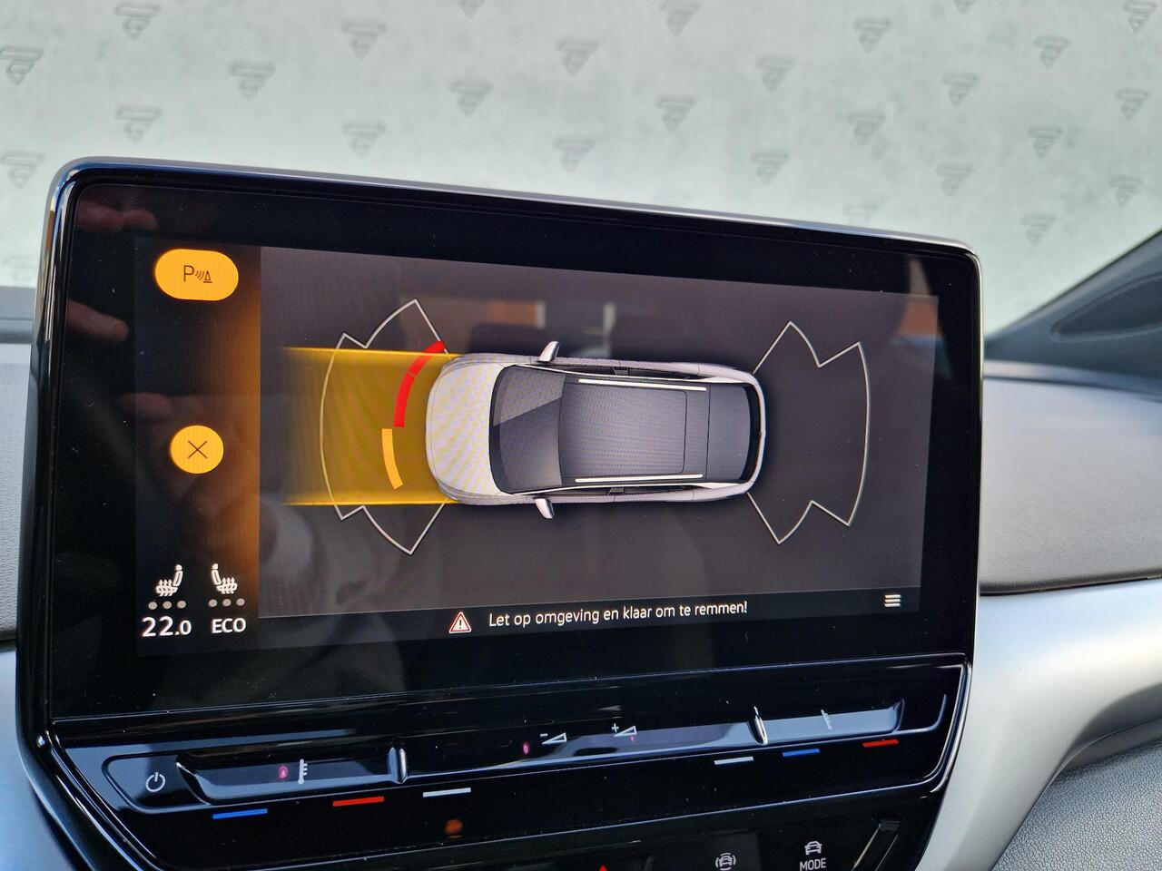 Volkswagen ID.4 Pure 52 kWh | Verwarmde Voorruit | Apple Carplay / Android Auto | Stoelverwarming | ACC |