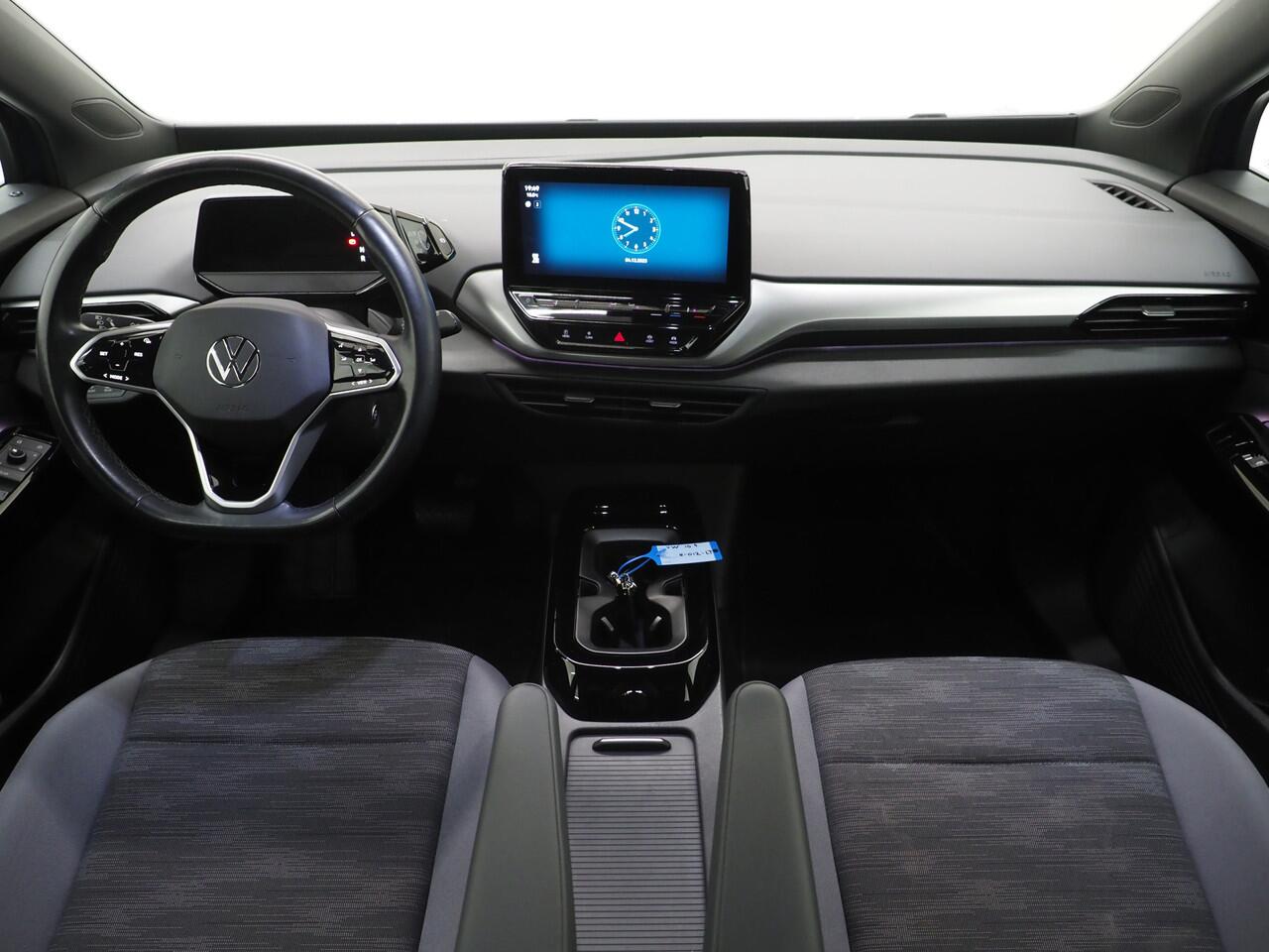 Volkswagen ID.4 77 kWh | Warmtepomp | Adaptive Cruise | Sfeerverlichting | Stoelverwarming | PDC | DAB | Carplay