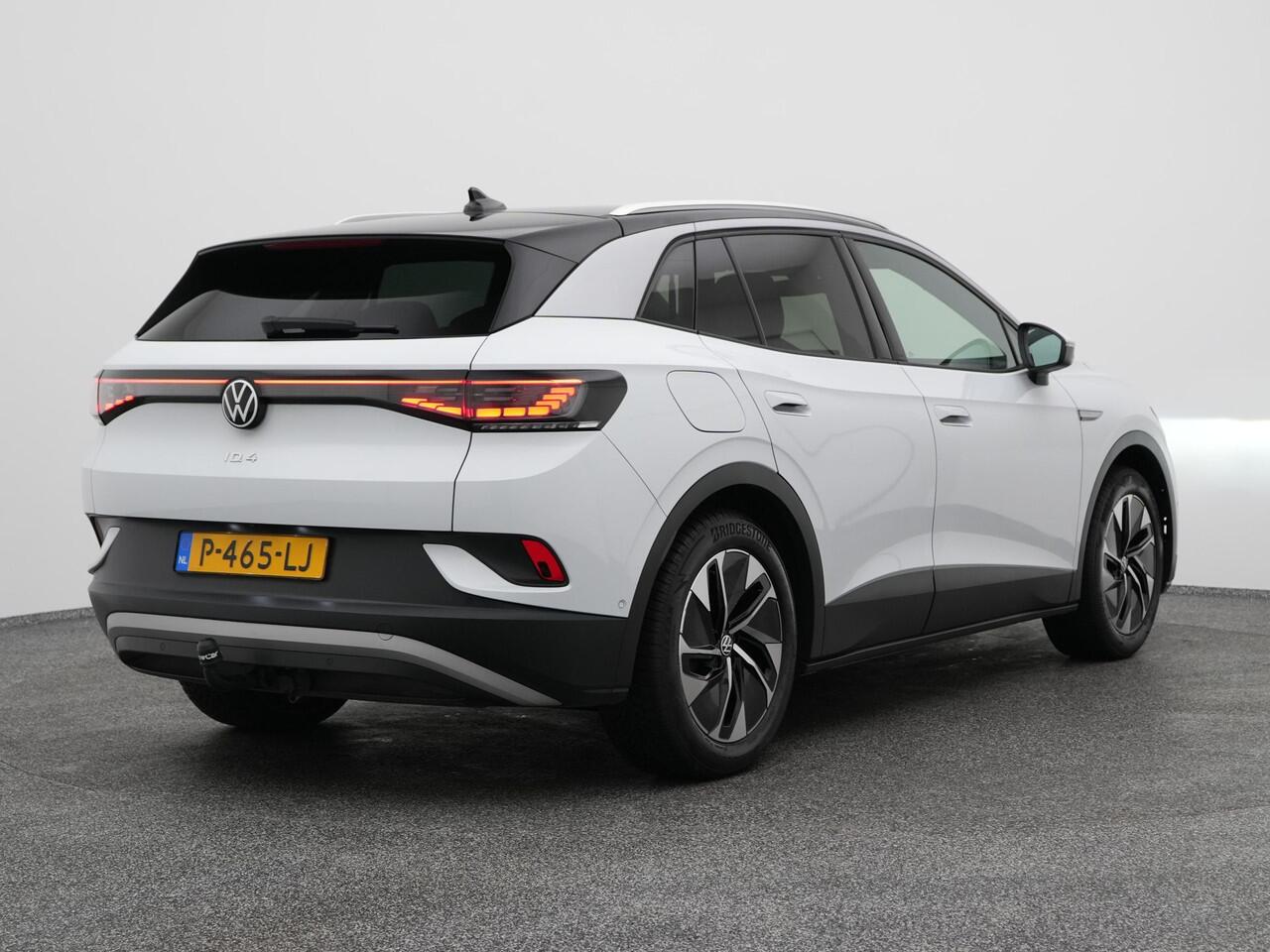 Volkswagen ID.4 Pure 52 kWh | CAMERA | STOELVERWARMING | TREKHAAK