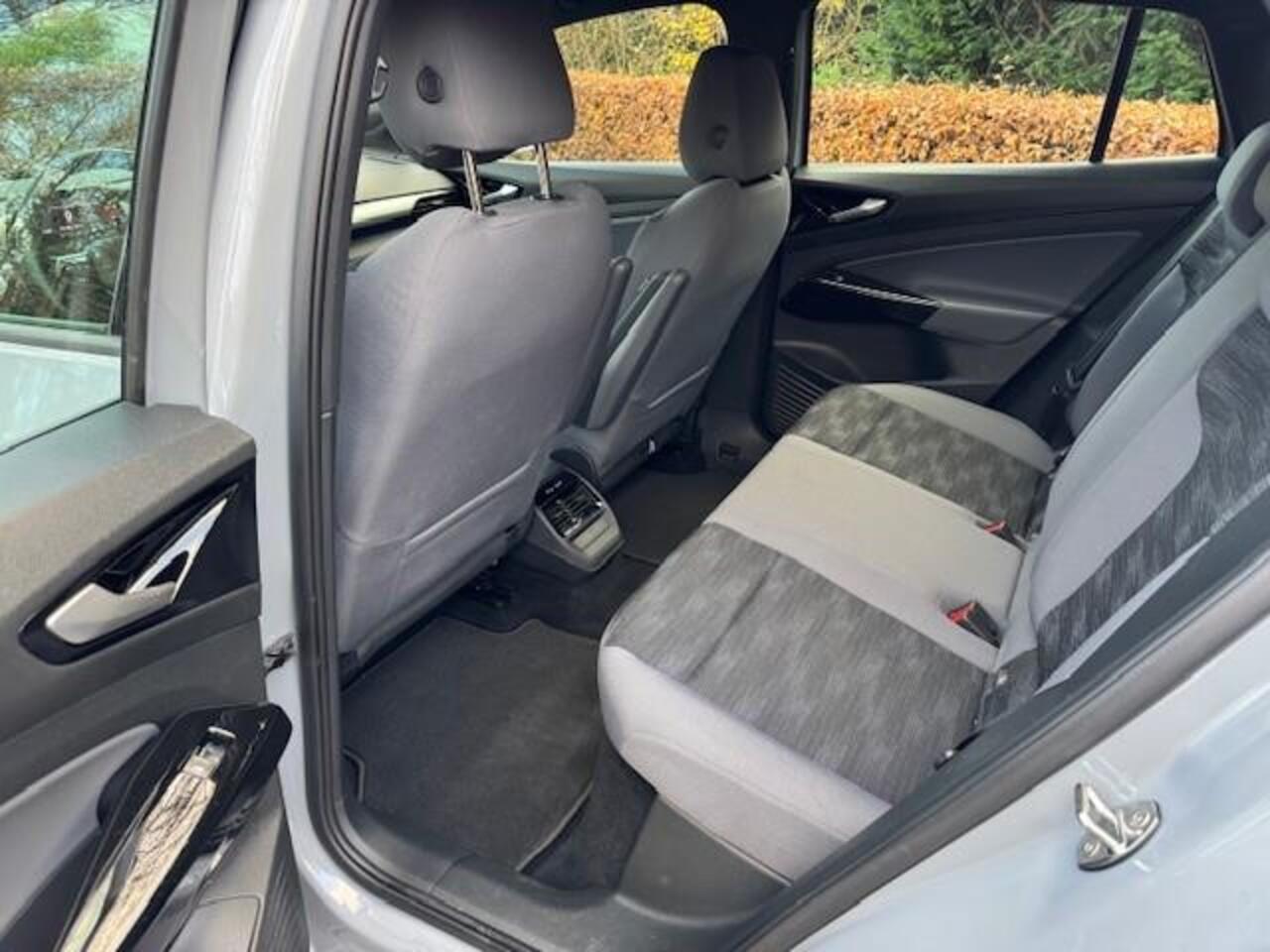 Volkswagen ID.4 STYLE LIFE PRO 77KWH 204PK ACARPLAY/NAV/FABRIEKSGARANTIE