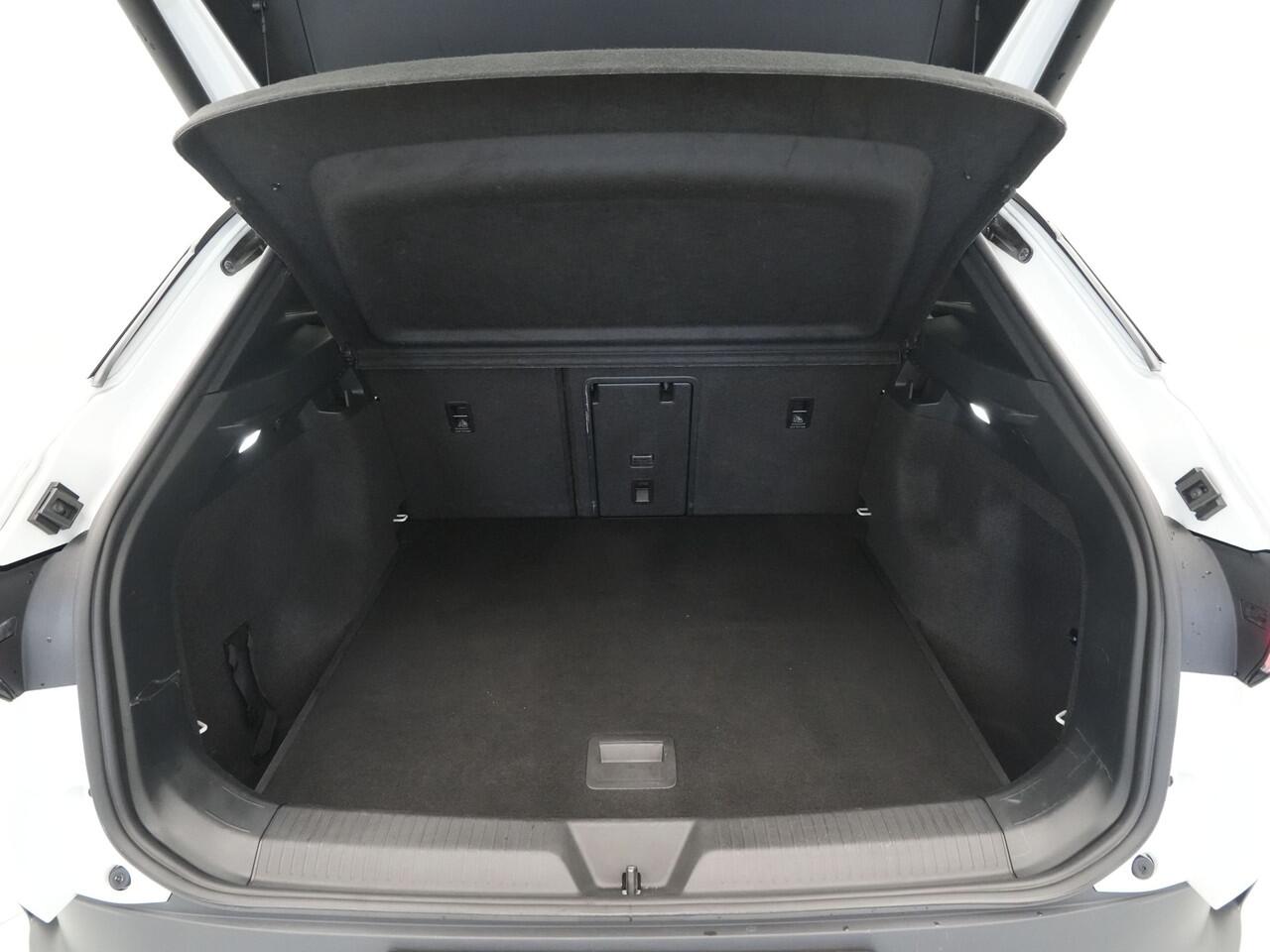 Volkswagen ID.4 GTX 4Motion 77 kWh 300pk 360Camera Panorama Sideassist Stoel/Stuurverw. Android/Carplay 196