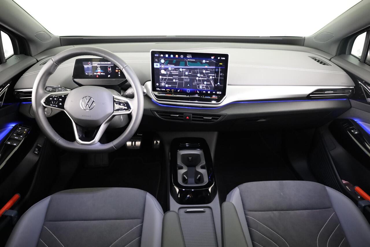 Volkswagen ID.4 Pro Business 77 kWh | Achteruitrijcamera | Led matrix | Navigatie | Elektrische Achterklep |