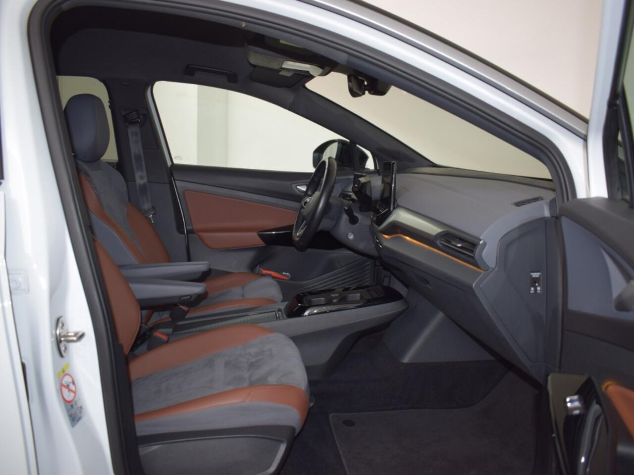 Volkswagen ID.4 First 77 kWh | Camera o LED o CarPlay o 20 inch o ACC o Virtual