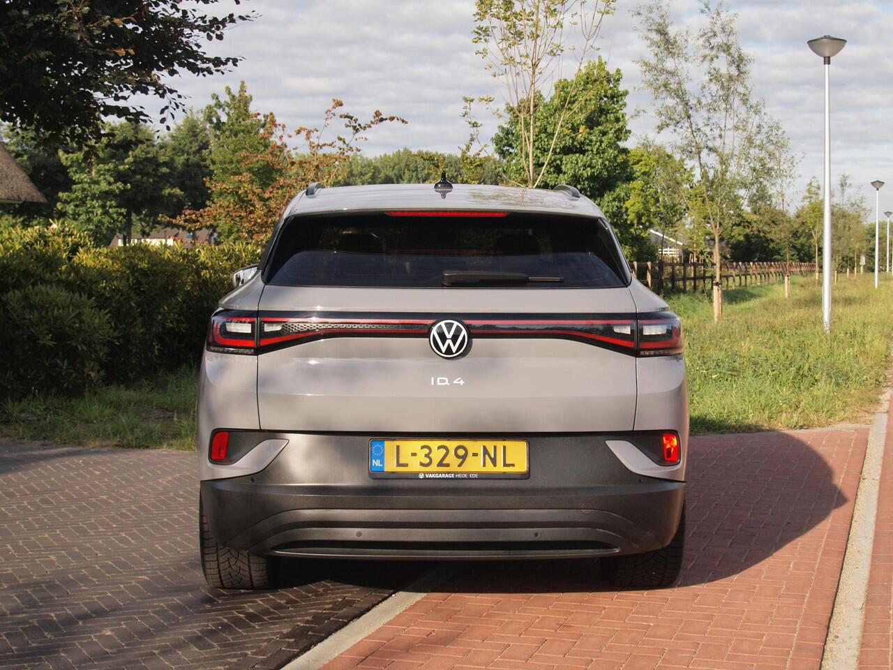 Volkswagen ID.4 Life 77 kWh | Apple Carplay | Sfeerverlichting | Cruise Control | Parkeersensoren |
