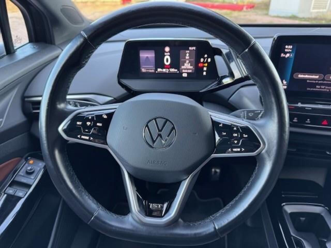 Volkswagen ID.4 LIFE 77KWH 204PK THAAK/HLEER/NAV/GARANTIE