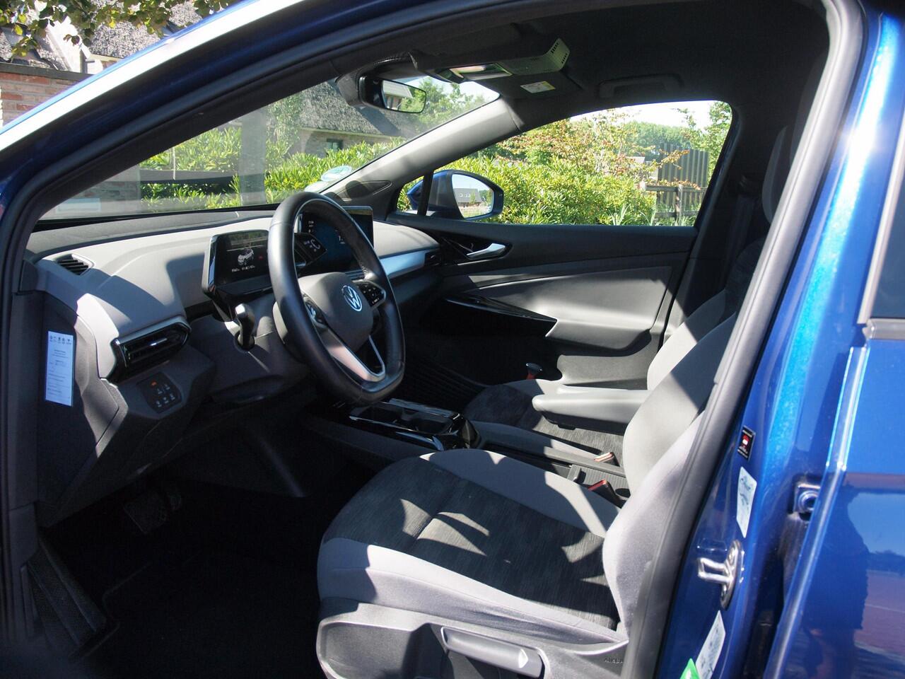 Volkswagen ID.4 Life 77 kWh | Apple Carplay | Cruise Control | Sfeerverlichting | Trekhaak | Parkeersensoren |