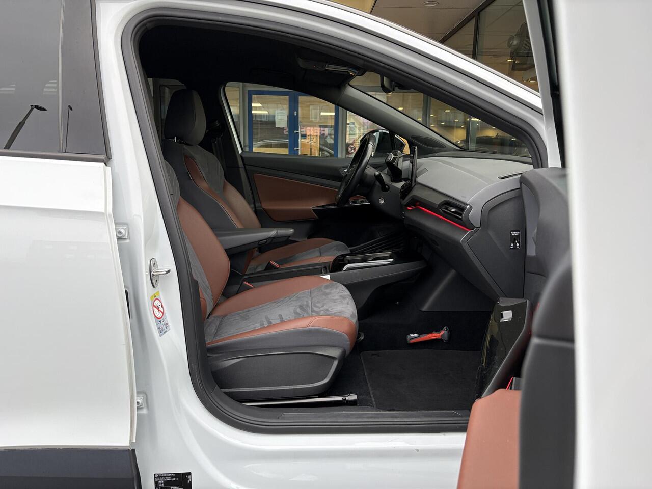 Volkswagen ID.4 Max 77 kWh | 92% SoH | Wegklapbare Trekhaak | Stoel-, Stuur- & Voorruitverwarming | Adaptive cruise control | Camera