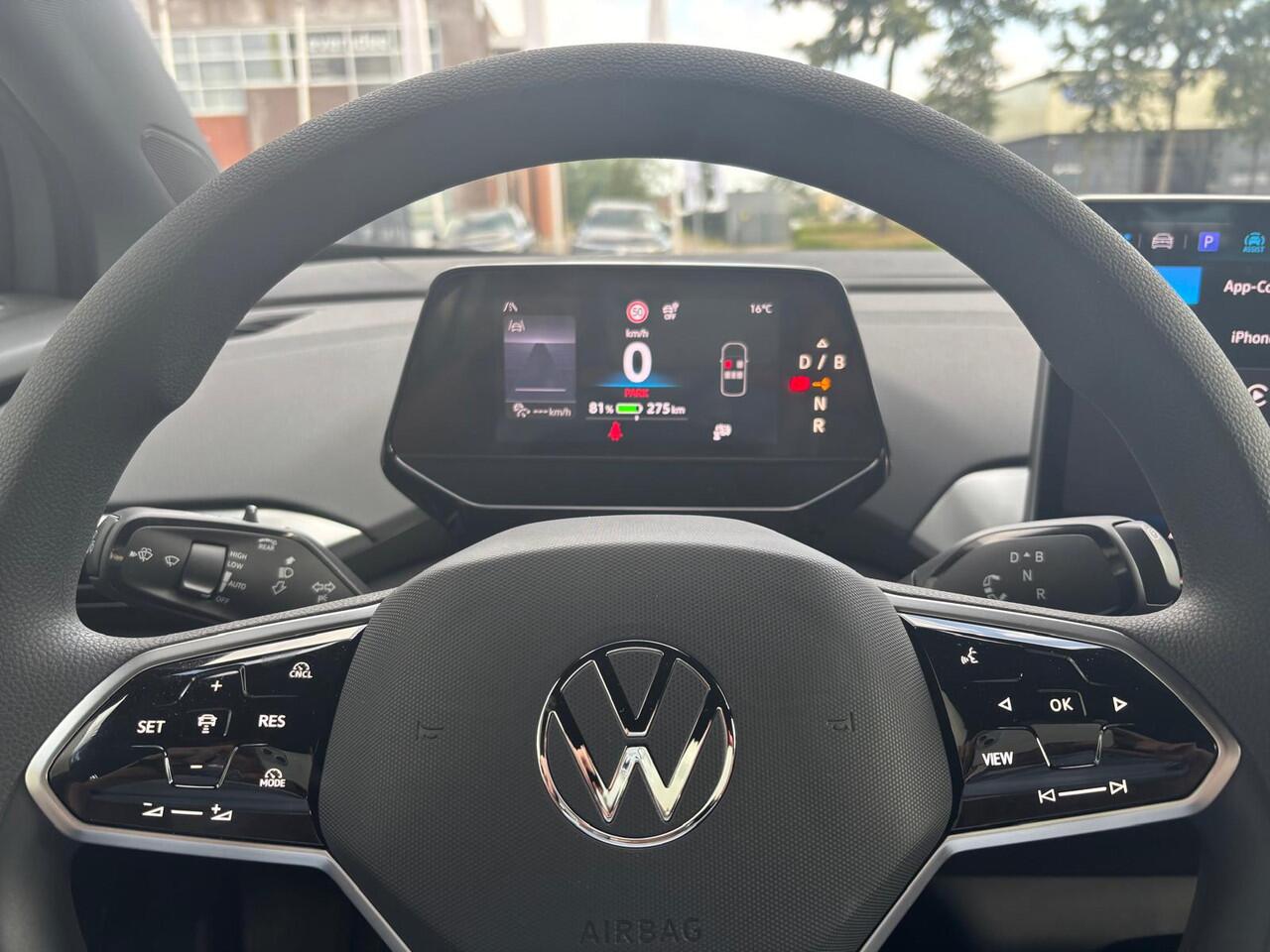 Volkswagen ID.4 Pure 52 kWh LED verlichting / Climate control / Parkeersensoren / App-connect / Cruise control / Rijdende demo, graag bezichtigen op afspraak