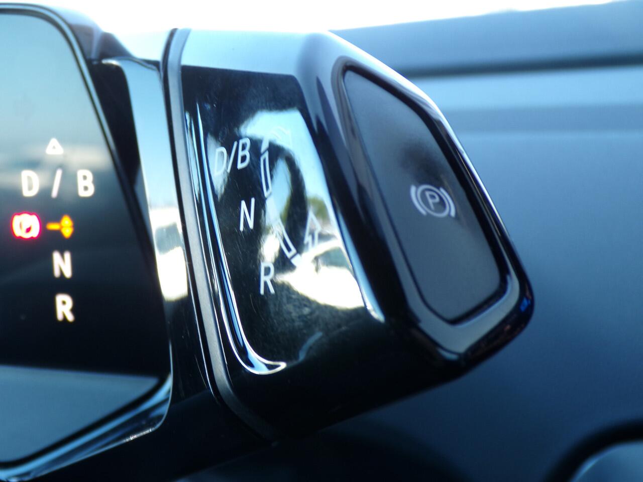 Volkswagen ID.4 First 77 kWh, SOH 91% / Carplay + Android Auto / Camera + Sensoren / Full LED / 20' LMV