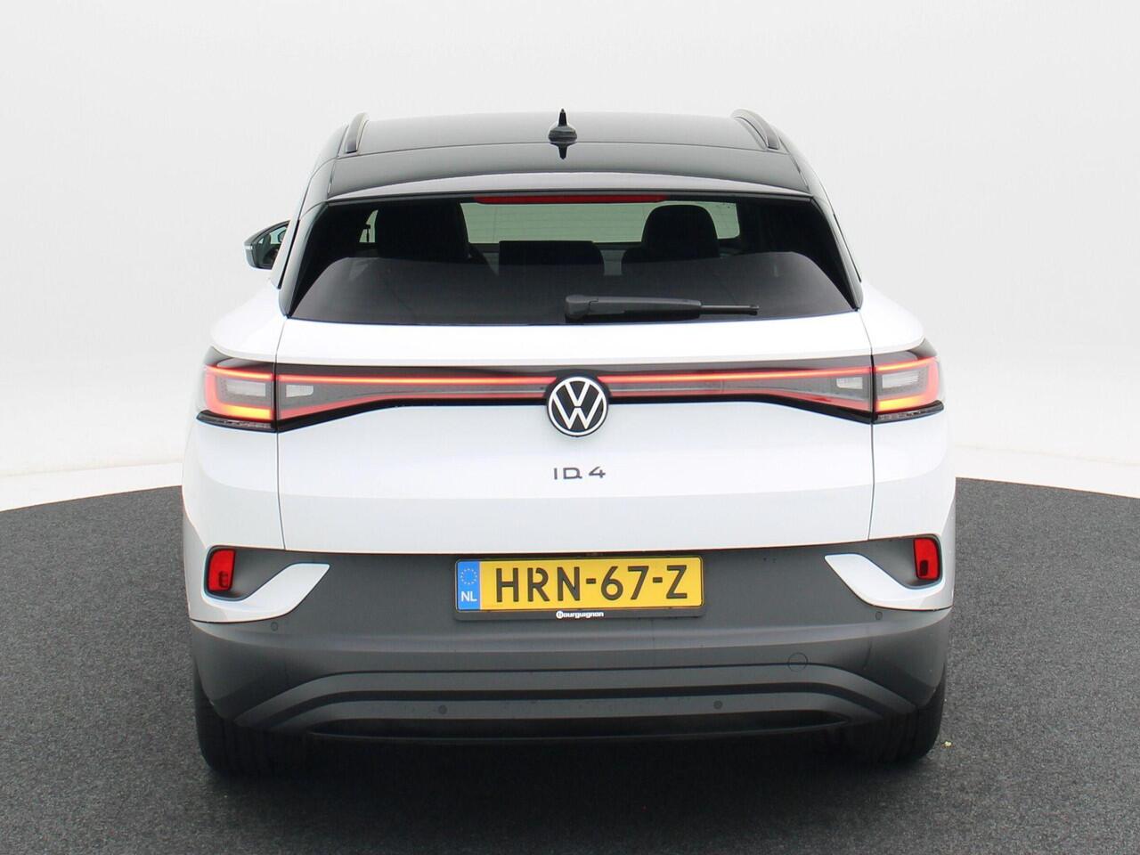 Volkswagen ID.4 Limited Edition 52 kWh accu 170 pk | Stoel & Stuurverwarming | Adaptive Cruise Control | Trekhaak | Achteruitrijcamera | Carplay |