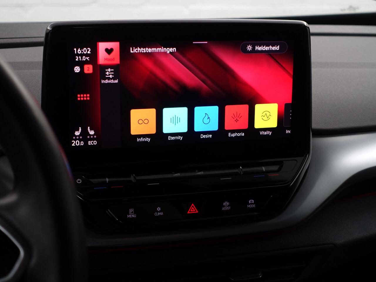 Volkswagen ID.4 Pro 77 kWh Aut- Stuur/Stoelverwarming, Sfeerverlichting, ACC Cruise, Carplay, Android Auto