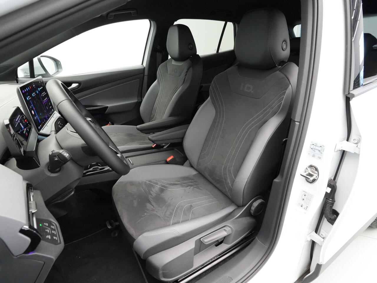 Volkswagen ID.4 Pro Business 286pk 77 kWh Camera Navigatie Stoel/Stuurverwarming Acc Carplay