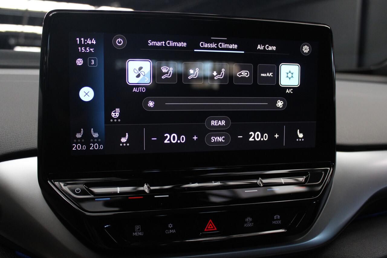 Volkswagen ID.4 Navi ACC Camera Warmtepomp PDC Stuurverwarm. Carplay 19" LM velgen Climate voor & achter Interieur voorverwarming & koeling