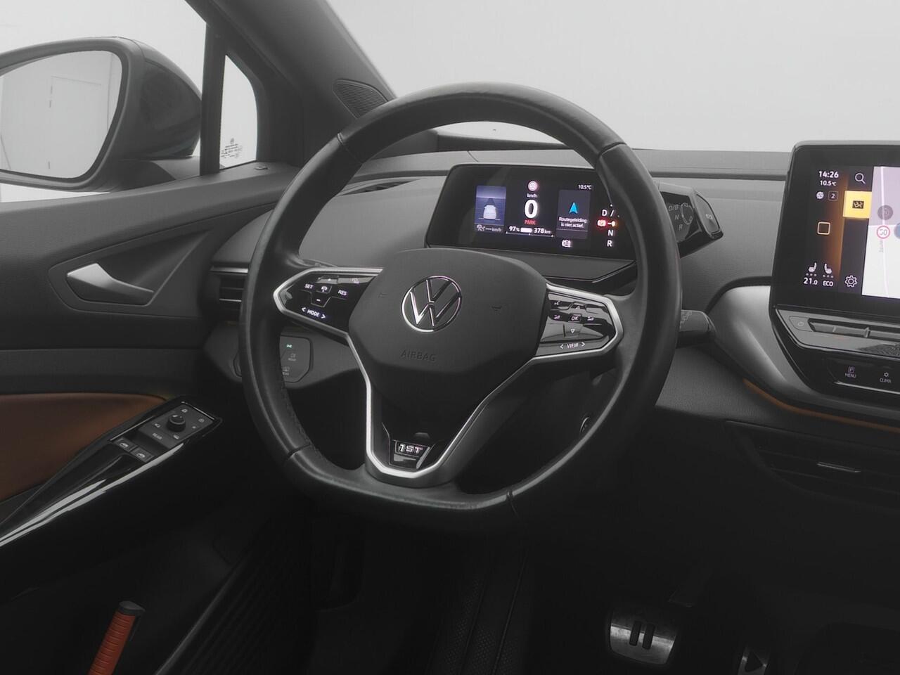 Volkswagen ID.4 First 77 kWh | CAMERA | ADAPTIVE | STOELVERWARMING