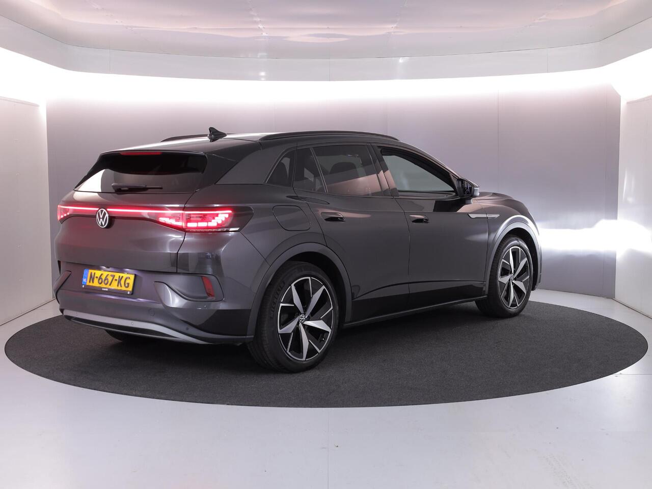 Volkswagen ID.4 GTX 4Motion 77 kWh 299pk| 20'LM-velgen| Pano-dak| SOH 89% | verwarmd stuur +voorruit | Camera