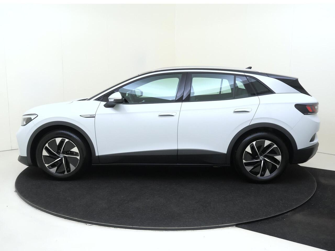 Volkswagen ID.4 Pro 77 kWh | Stoelverwarming | Adaptieve cruise control | Navigatie | Voorklimatisering | Parkeersensoren | CarPlay | Sfeerverlichting |