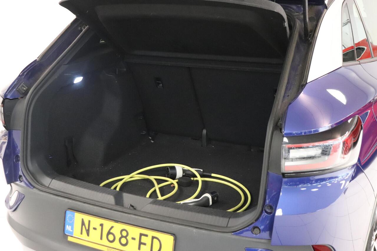 Volkswagen ID.4 City 52 kWh | Navigatie | Parkeersensoren | SoH 89,5% | Stuur & stoel verwarming | LED koplampen | Smartphone intergratie | Climate control |