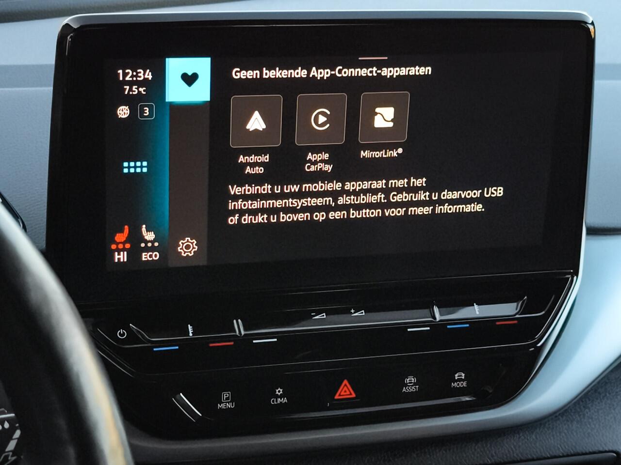 Volkswagen ID.4 First 77 kWh 3-Fase 2e-Eig. & Keurig-Onderh. BOVAG-Garantie. NL-Auto.