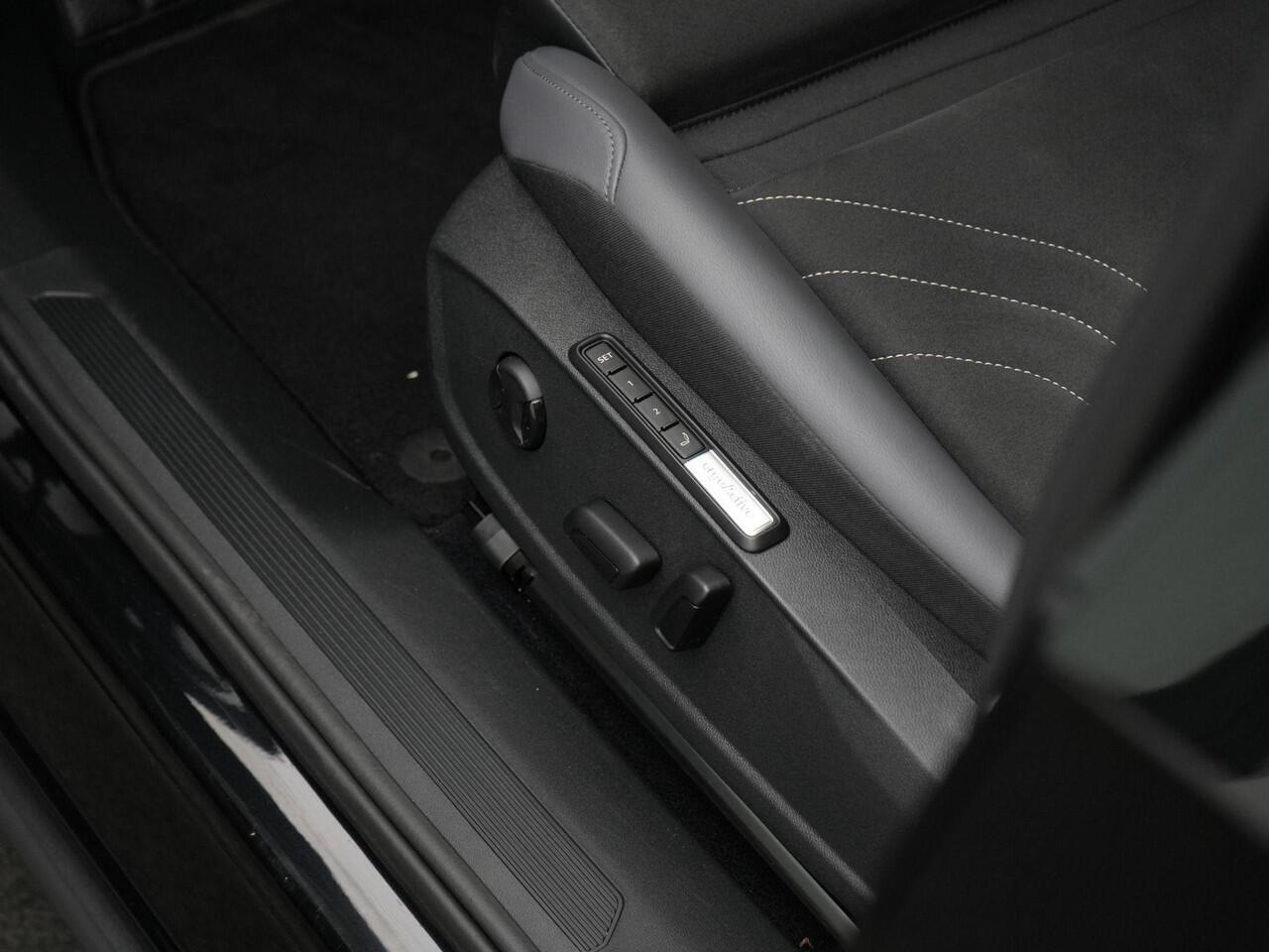 Volkswagen ID.5 Pro 77 kWh 204 pk | Geheugen-/massagestoelen | Stuur-/stoelverwarming | Achteruitrijcamera | Navigatie