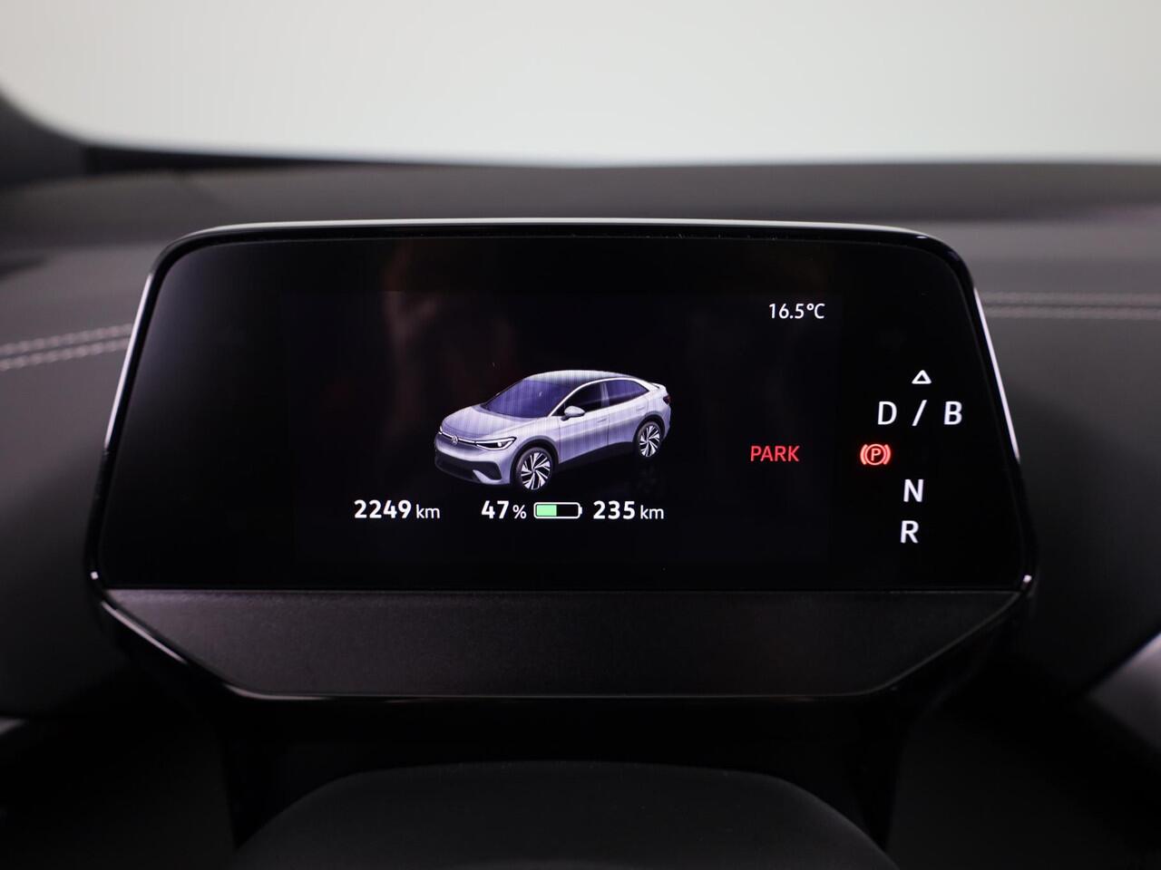 Volkswagen ID.5 Pro Business 77 kWh accu. 210 kW / 286 pk SUV Elek | 360 Camera | Led matrix | Navigatie | Elektrische Achterklep | Panoramdak | Stoelverwarming |