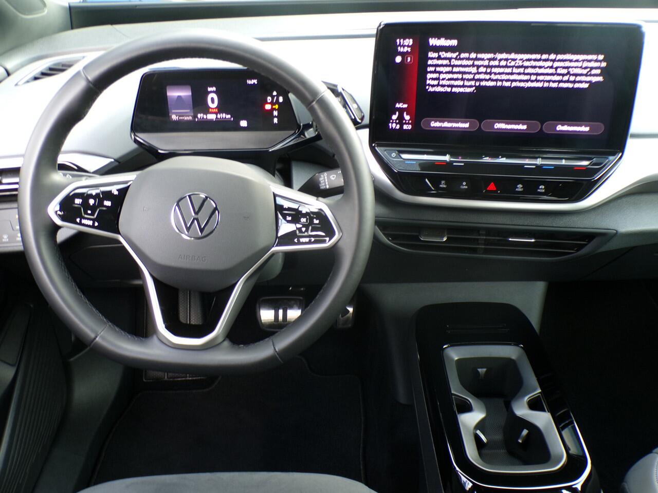 Volkswagen ID.5 Pro 77 kWh, SOH 96% / Carplay + Android Auto / Keyless / Full LED. / Sensoren + Camera / Stoel + Stuur verwarming / Adaptive Cruise / 19'' LMV