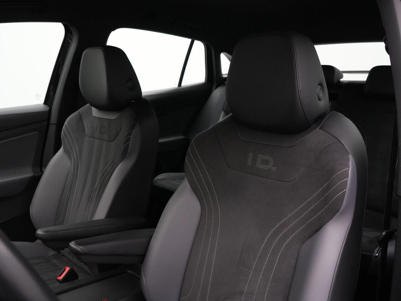 Volkswagen ID.5 Pro 77 kWh 204 pk | Geheugen-/massagestoelen | Stuur-/stoelverwarming | Achteruitrijcamera | Navigatie