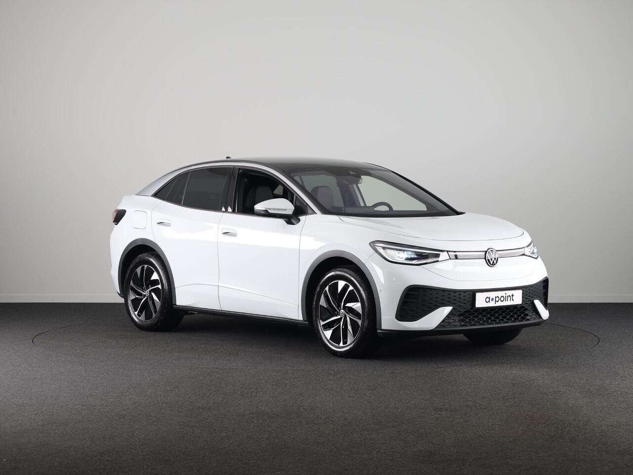 Volkswagen ID.5 Pro Business 77 kWh accu. 210 kW / 286 pk SUV Elek | 360 Camera | Led matrix | Navigatie | Elektrische Achterklep | Panoramdak | Stoelverwarming |