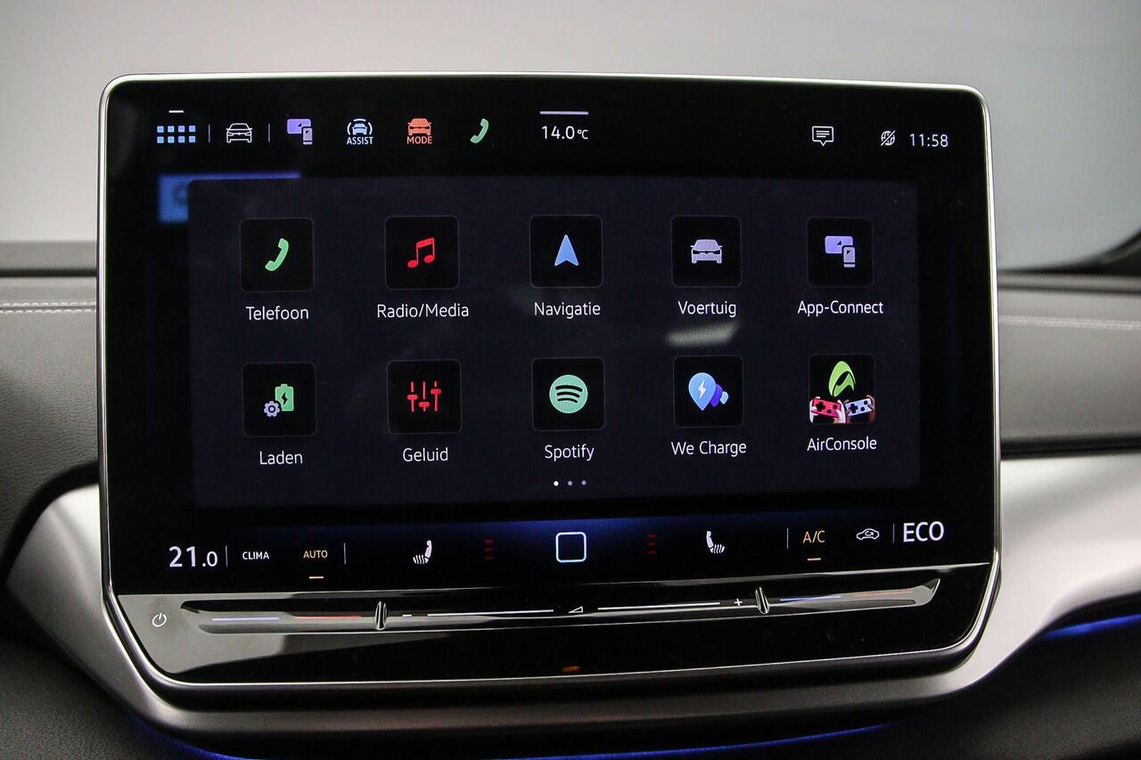 Volkswagen ID.5 Pro Business 286pk Automaat Black Edition, Trekhaak, Adaptive cruise control, Elektrische achterklep, LED matrix koplampen, Navigatie, Stuurwiel verwarmd, Achteruitrijcamera