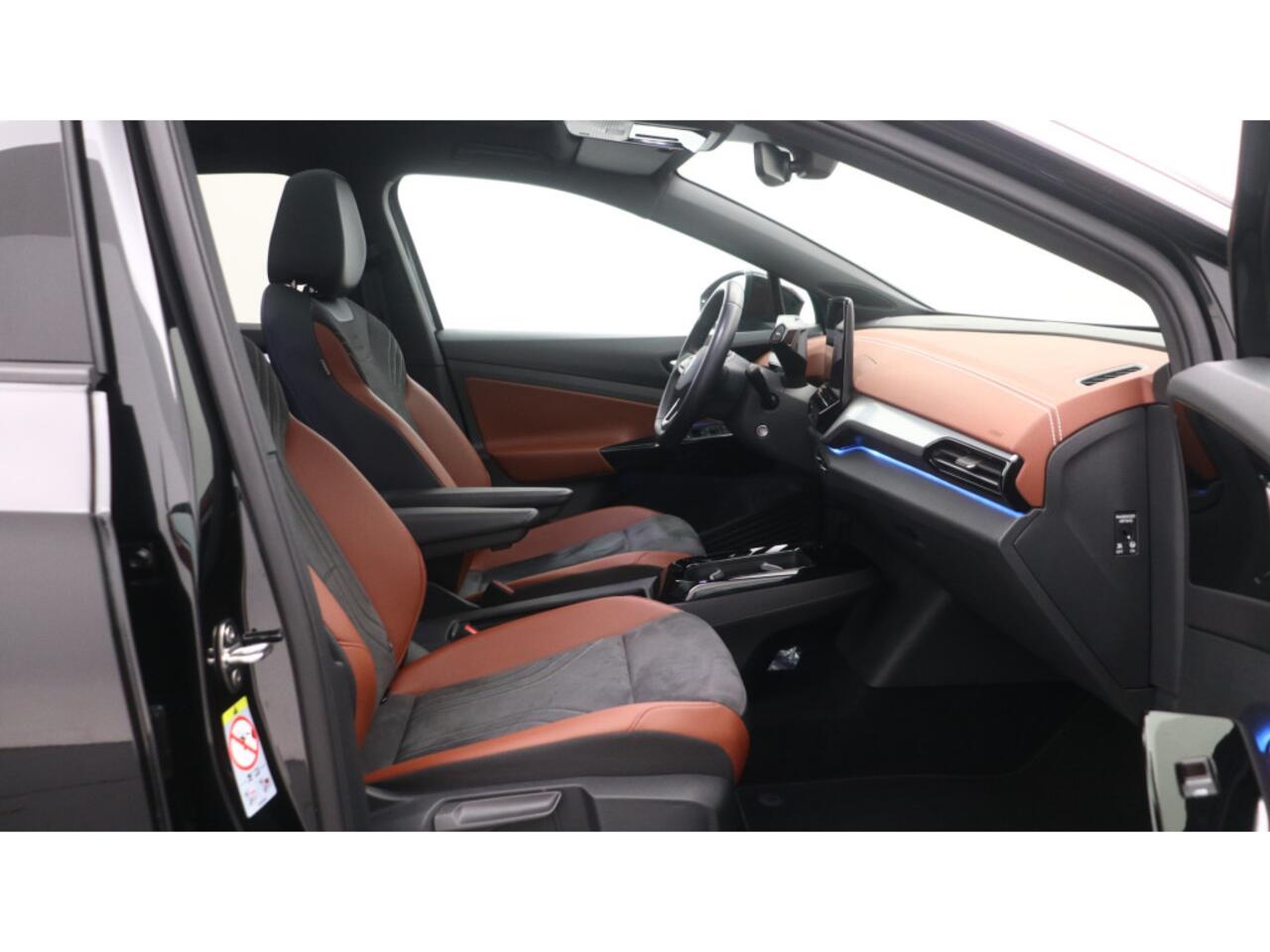 Volkswagen ID.5 Pro 77 kWh 204pk Matrix Panoramadak Trekhaak